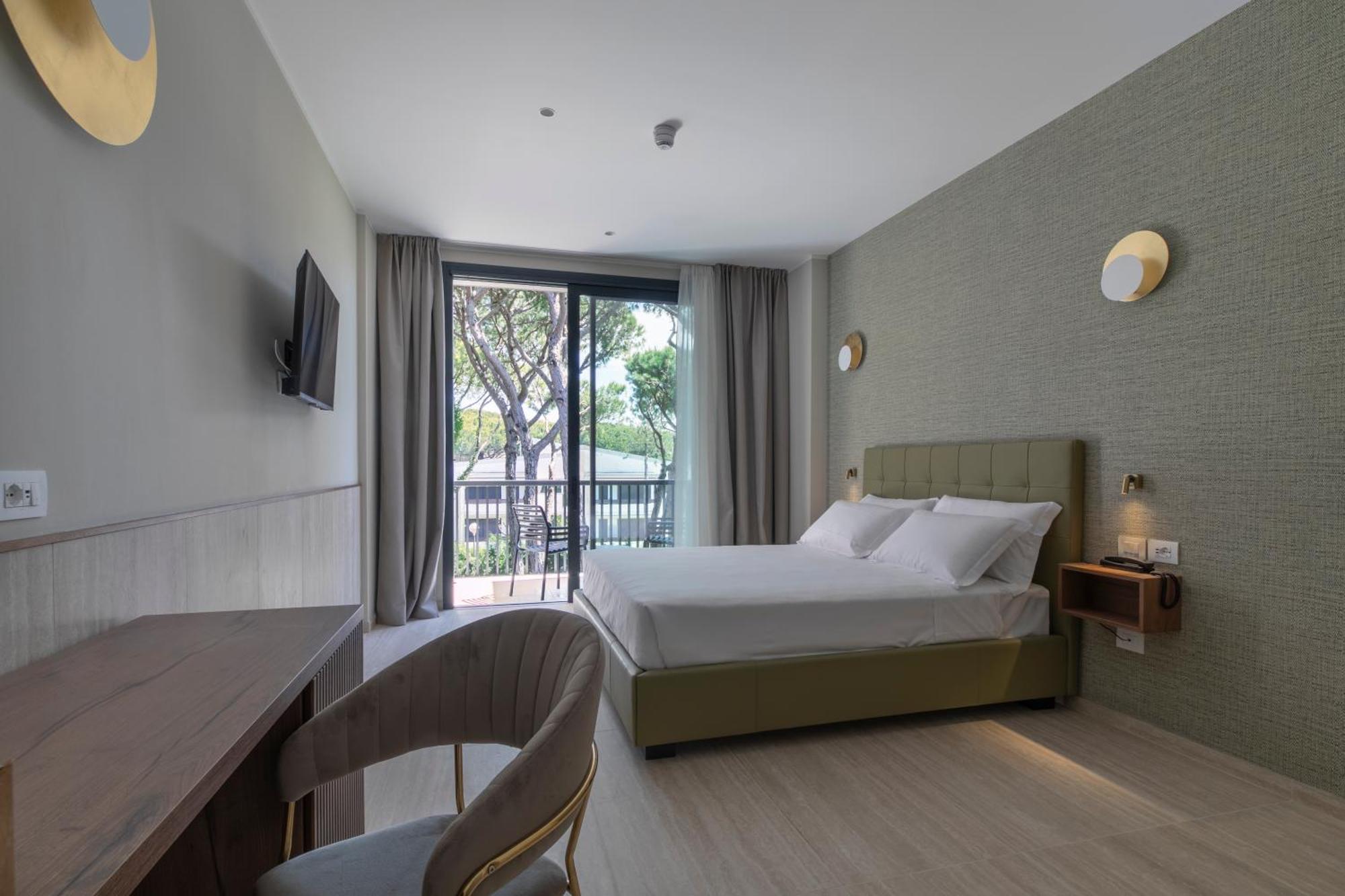 Hotel Gallia & Resort Jesolo Extérieur photo