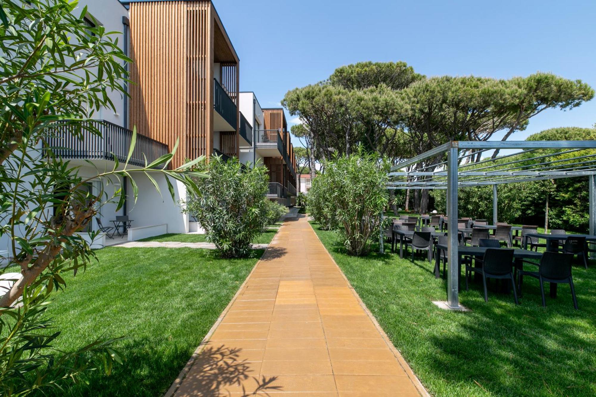 Hotel Gallia & Resort Jesolo Extérieur photo