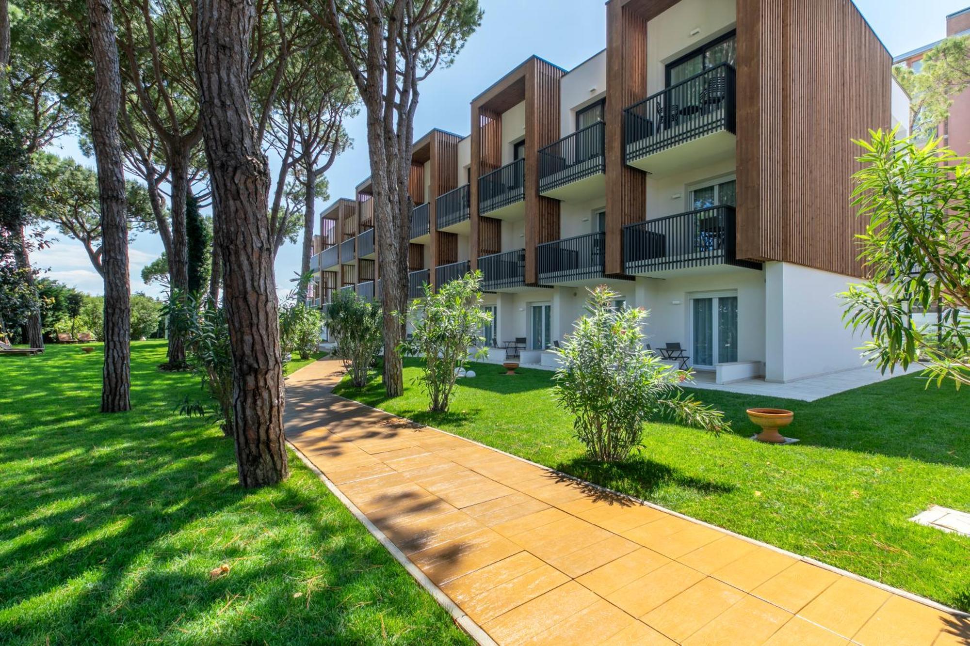 Hotel Gallia & Resort Jesolo Extérieur photo