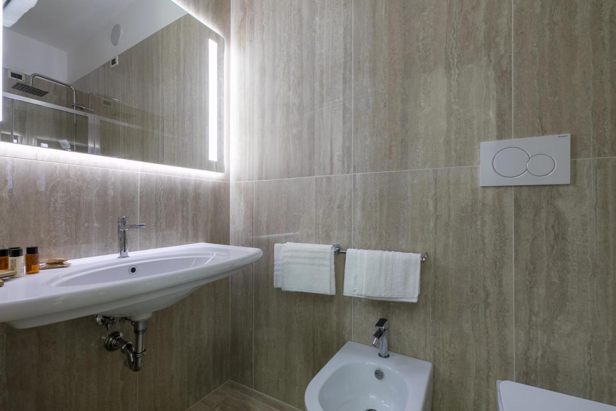 Hotel Gallia & Resort Jesolo Extérieur photo