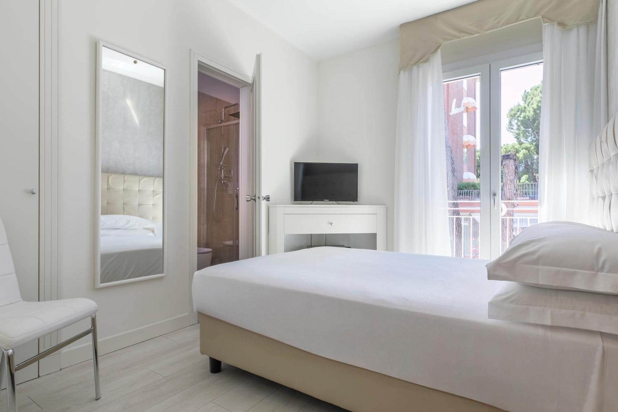 Hotel Gallia & Resort Jesolo Extérieur photo