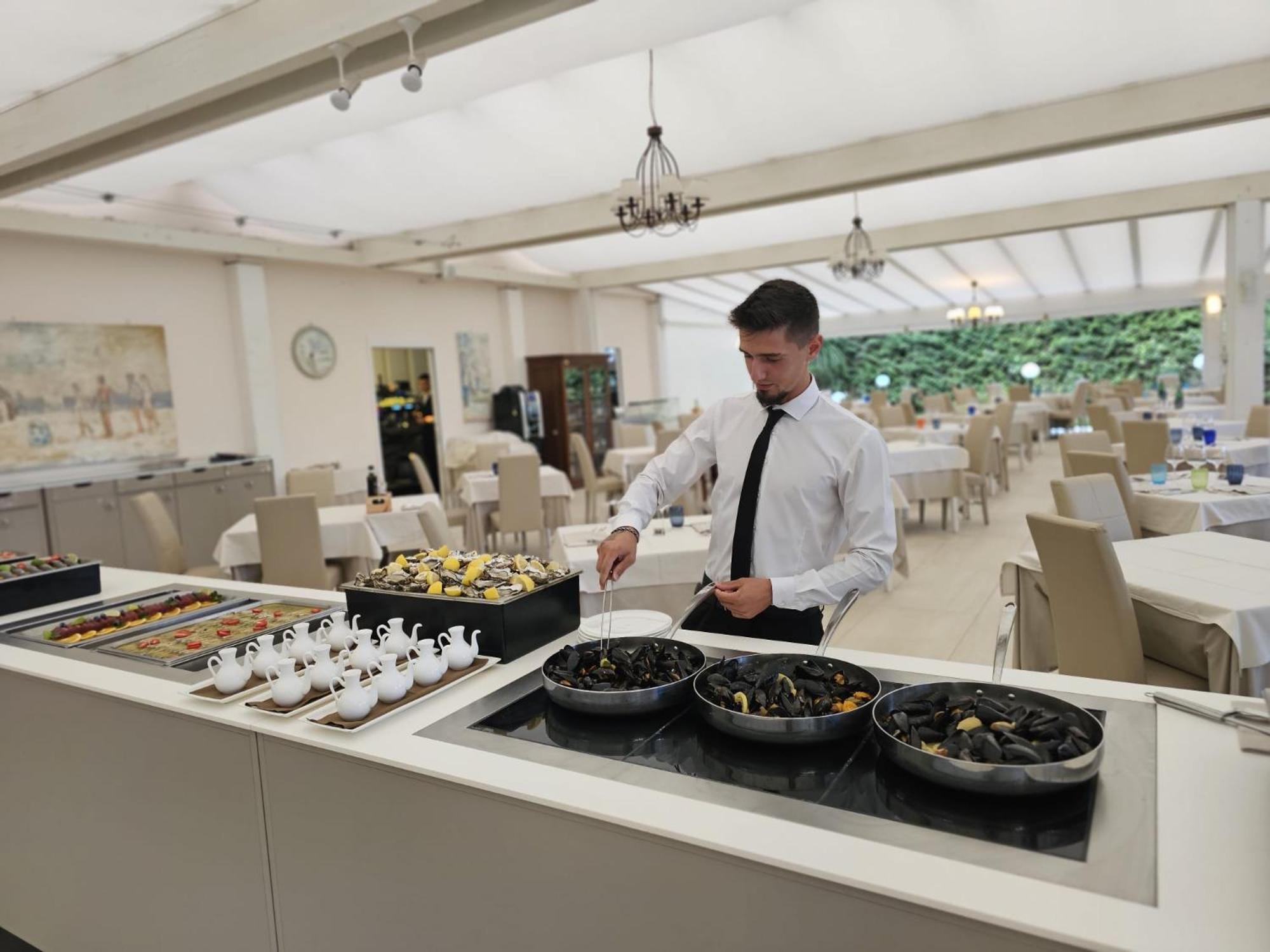 Hotel Gallia & Resort Jesolo Extérieur photo