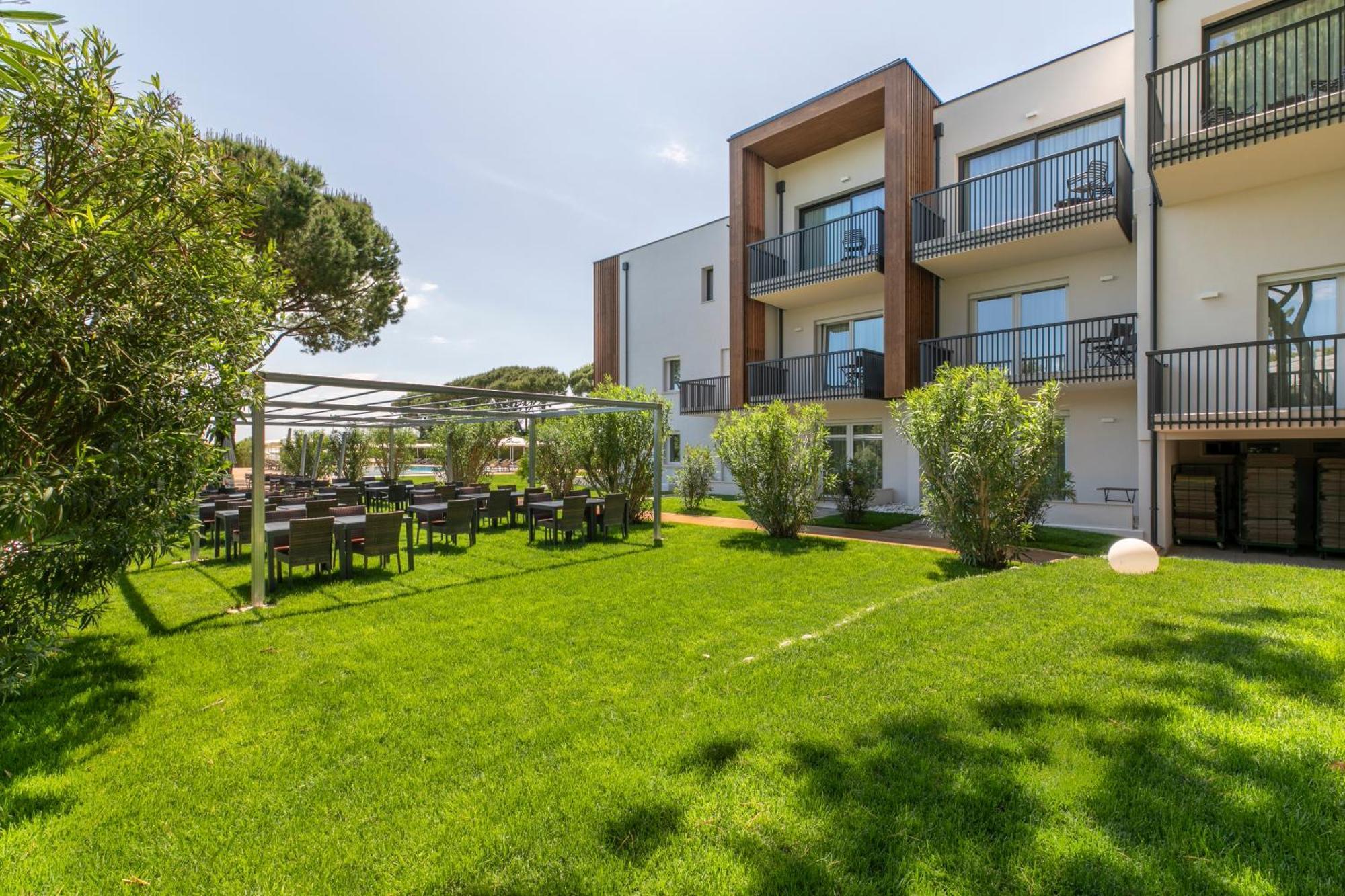 Hotel Gallia & Resort Jesolo Extérieur photo
