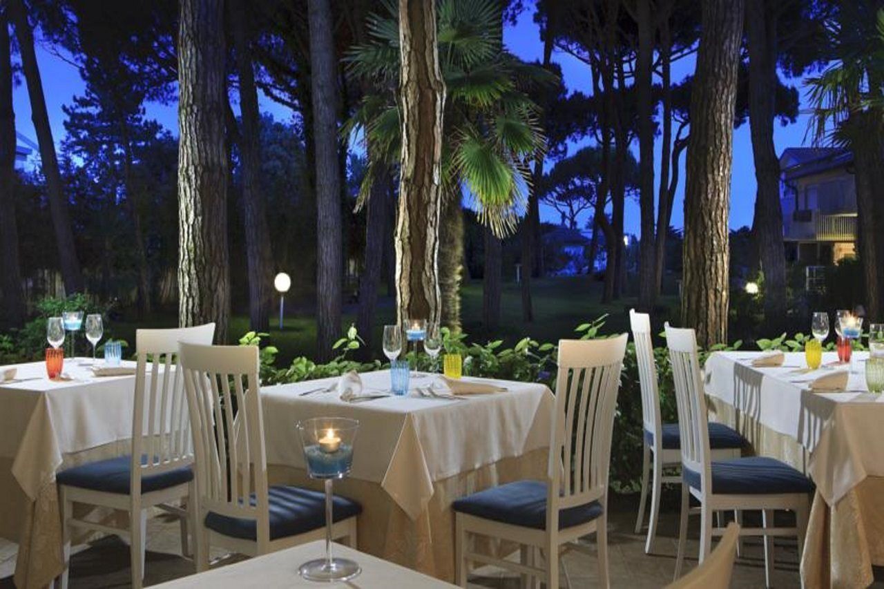 Hotel Gallia & Resort Jesolo Extérieur photo